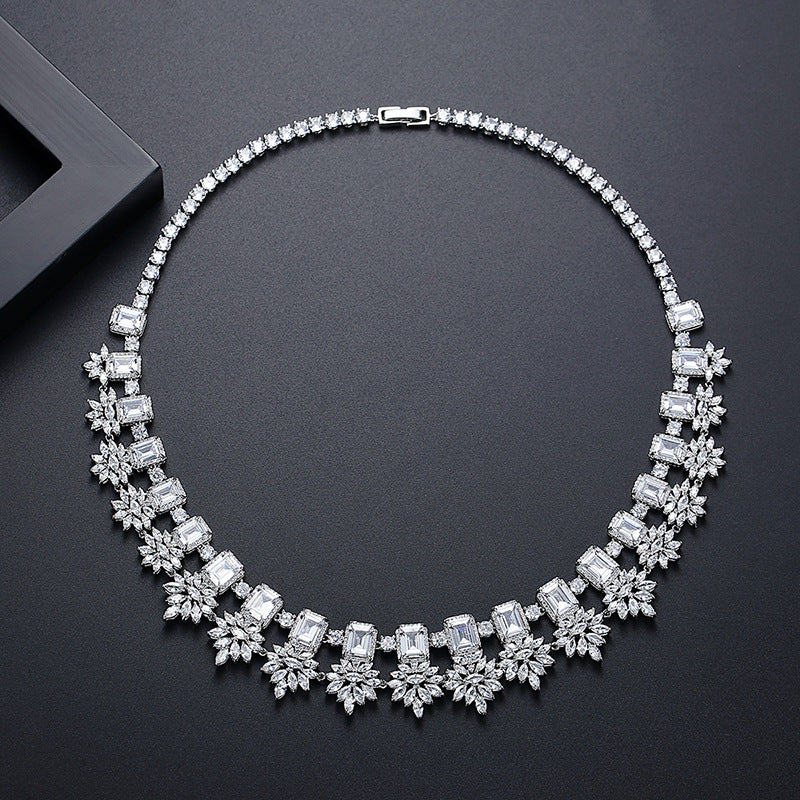 Bridal accessory set chain, wedding dress, zirconia necklace