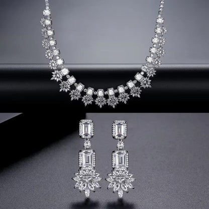 Bridal accessory set chain, wedding dress, zirconia necklace