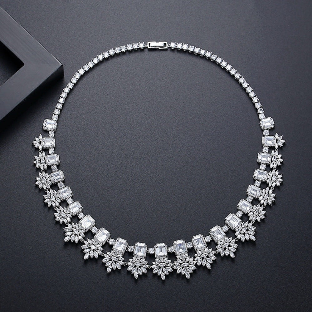Bridal accessory set chain, wedding dress, zirconia necklace