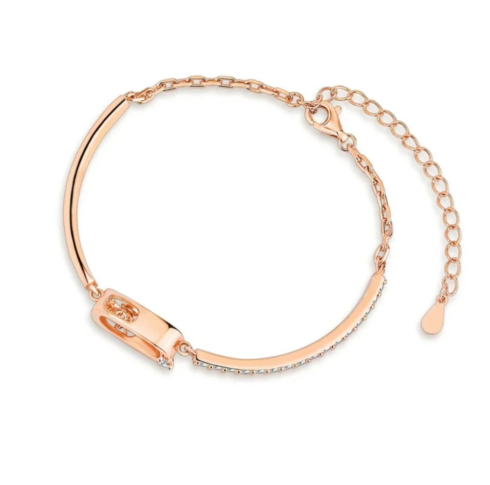 925 silver moissanite bracelet - a graceful hand chain, light luxury, niche, high-end jewelry with a touch of sophistication.