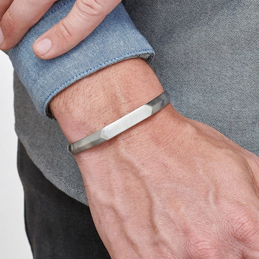Men's Narrow Cuff Bracelet - joylif